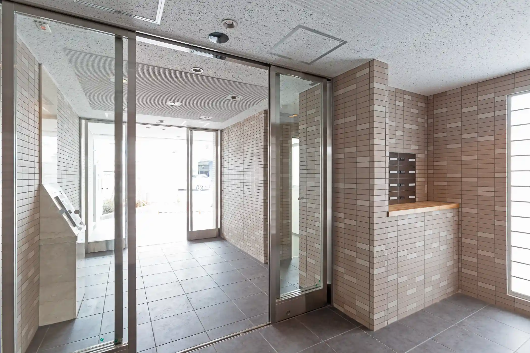 エントランスホール