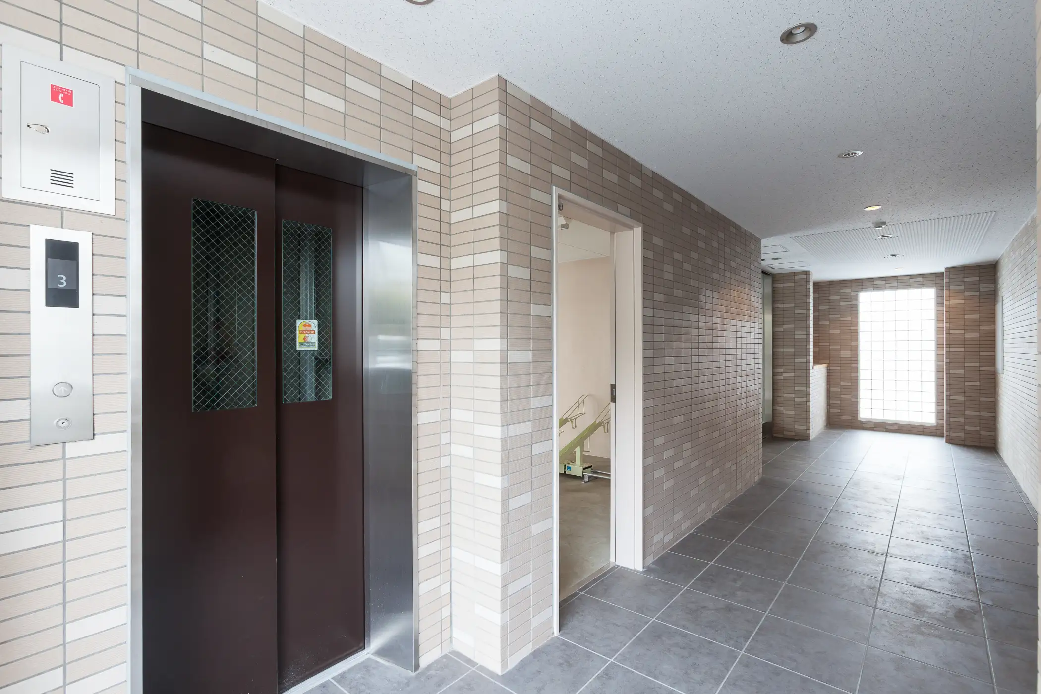 エレベーターホール